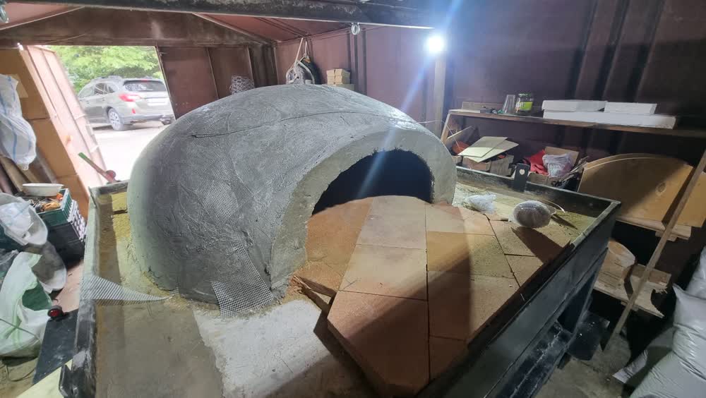 The oven dome taking shape