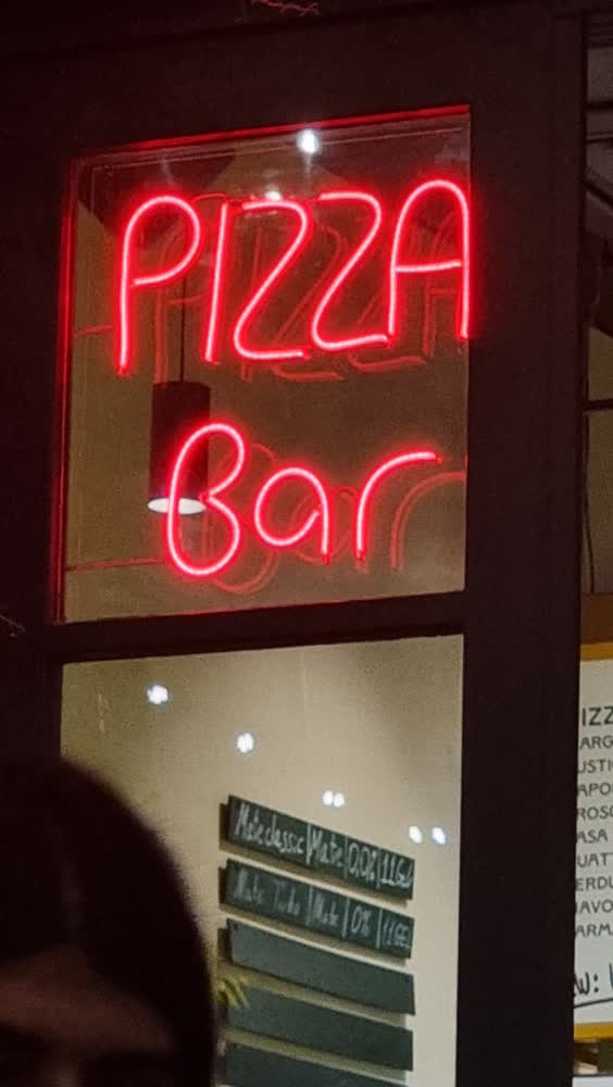 The Pizza Bar neon sign
